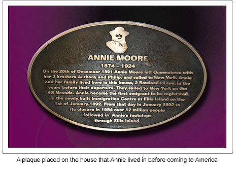 Annie Moore plaque